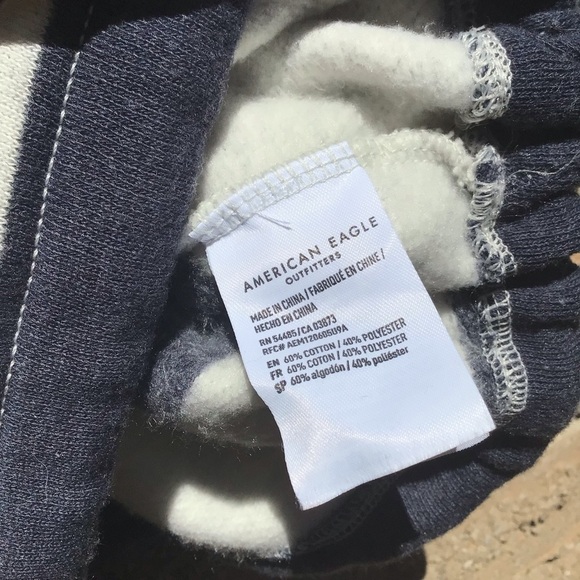 𝅺AMERICAN Eagle Outfitters Baby Tee Sweetheart Crop Top - Picture 6 of 13